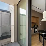 Centrum Nauki Kopernika Luxury By Bookinghost アパート