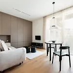 アパート Centrum Nauki Kopernika Luxury By Bookinghost ワルシャワ
